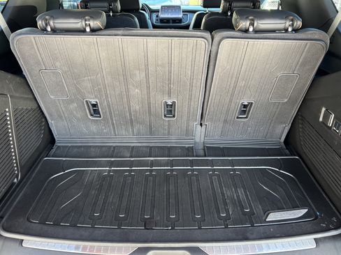 Used 2024 GMC Yukon AT4 image 20