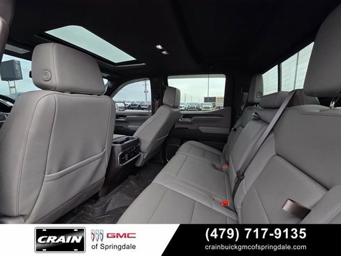 Used 2025 GMC Sierra 1500 SLT w/ SLT Premium Plus Package AWD/4WD image 28