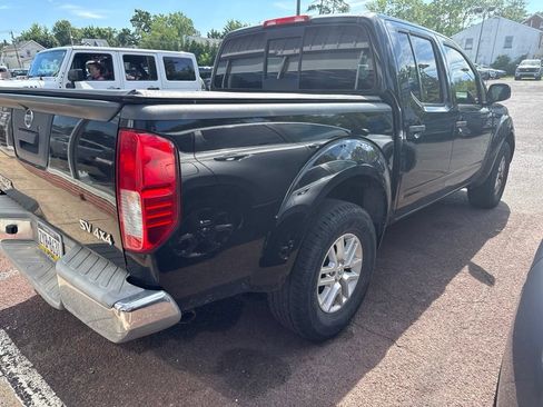 Used 2014 Nissan Frontier SV AWD/4WD image 4