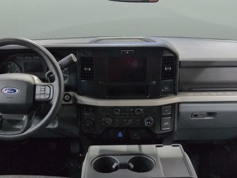 Used 2025 Ford F250 XLT AWD/4WD image 19