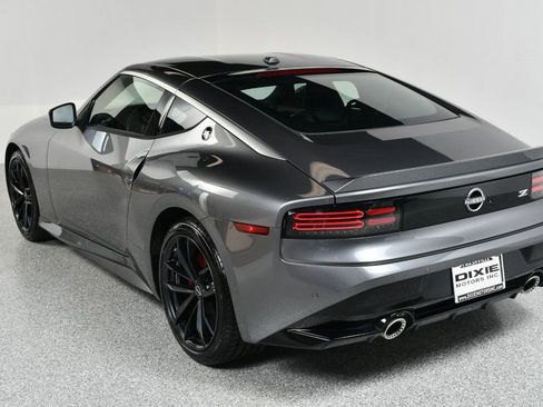Used 2024 Nissan Z Performance w/ Floor Mat Package RWD image 8