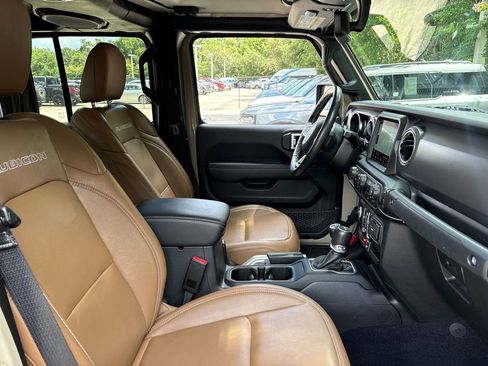 Used 2022 Jeep Gladiator Rubicon w/ LED Lighting Group AWD/4WD image 29