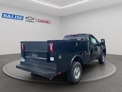 New 2025 GMC Sierra 2500 Pro w/ Convenience Package