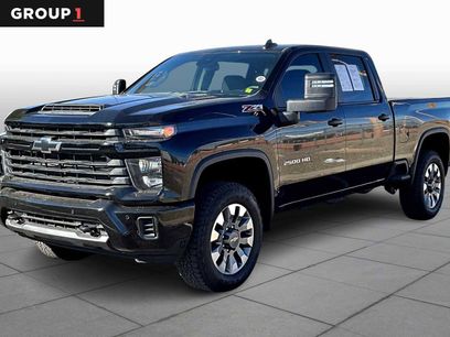 Used 2025 Chevrolet Silverado 2500 Custom w/ Custom Value Package