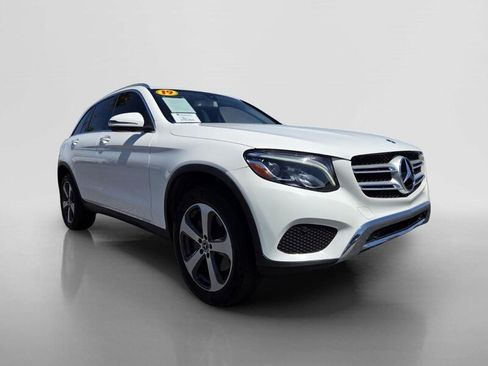 Used 2019 Mercedes-Benz GLC 300 image 7
