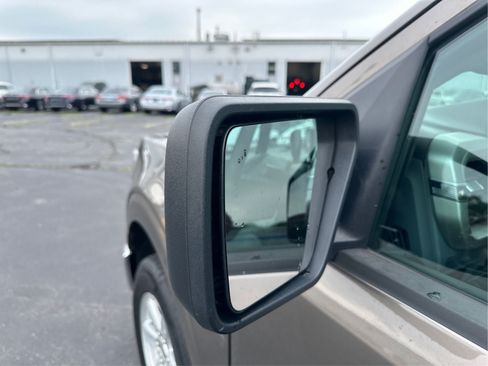 Used 2023 Ford F150 XLT RWD image 25