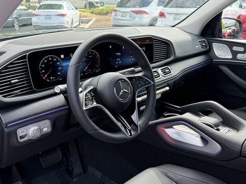 New 2026 Mercedes-Benz GLS 450 4MATIC image 22