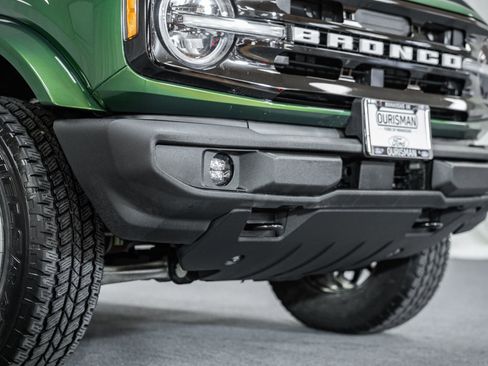 Used 2025 Ford Bronco Outer Banks image 17