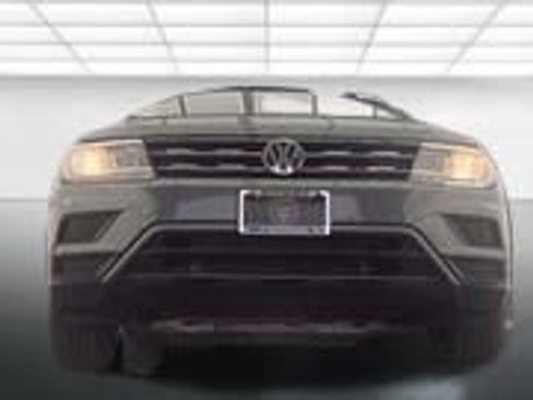 Used 2018 Volkswagen Tiguan SEL image 14