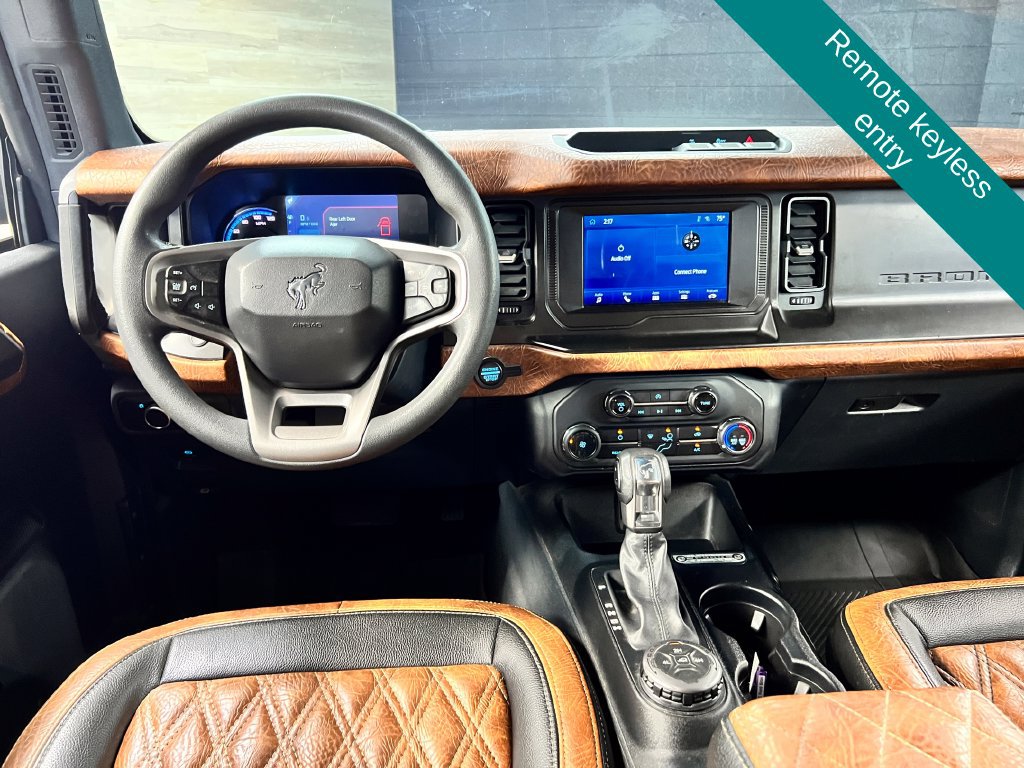 Used 2021 Ford Bronco 4-Door AWD/4WD image 2