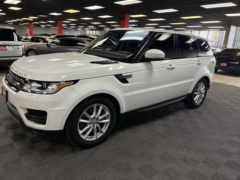 Used 2016 Land Rover Range Rover Sport SE image 5