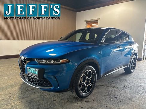 Used 2024 Alfa Romeo Tonale Ti AWD/4WD image 1