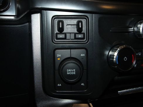 Used 2022 Ford F150 Platinum w/ Equipment Group 701A High image 19