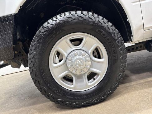 Used 2022 RAM 3500 Tradesman image 33