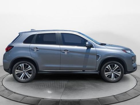 Used 2022 Mitsubishi Outlander Sport SE FWD image 6
