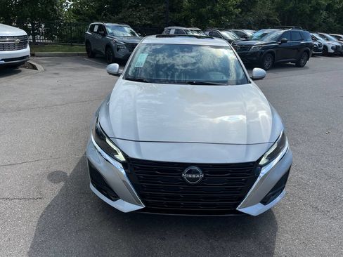 Certified 2024 Nissan Altima 2.5 SL AWD/4WD image 8