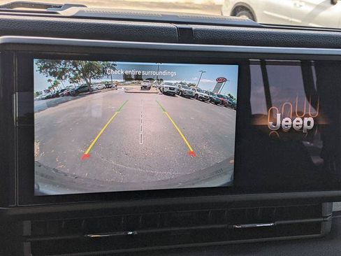 Certified 2026 Jeep Wrangler Unlimited Sport AWD/4WD image 19