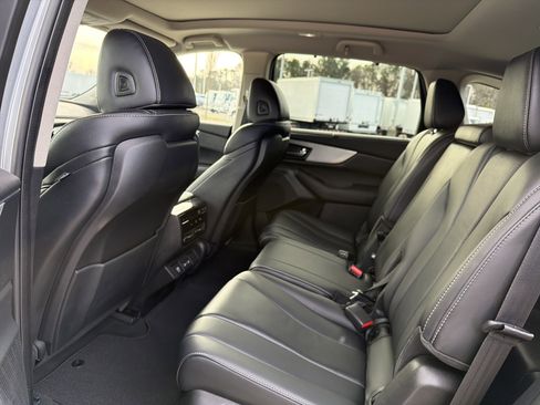 Certified 2023 Acura MDX w/Technology Package image 31