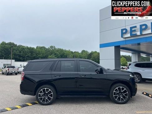 Used 2022 Chevrolet Tahoe RST w/ Luxury Package AWD/4WD image 17