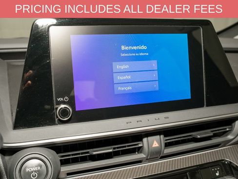 Used 2024 Toyota Prius XLE FWD image 11