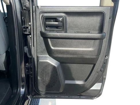 Used 2019 RAM 1500 Express w/ Express Value Package image 15