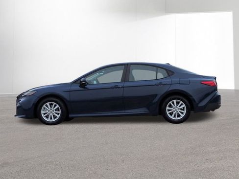 Certified 2025 Toyota Camry LE image 10