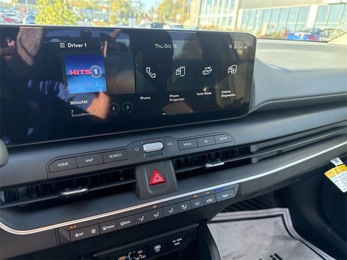 New 2025 Kia K4 LXS image 11