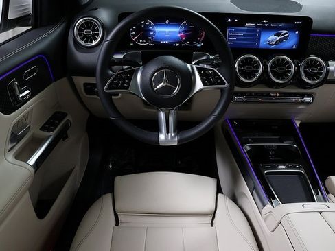 Certified 2026 Mercedes-Benz GLB 250 4MATIC image 14