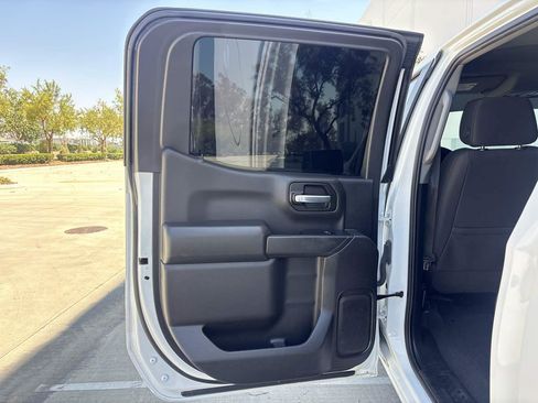 Used 2022 Chevrolet Silverado 1500 Custom RWD image 11