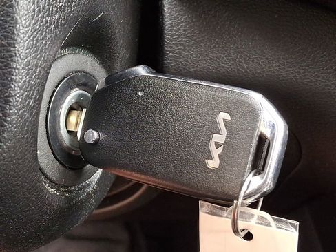 Used 2022 Kia Soul LX image 20