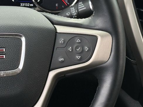 Certified 2023 GMC Acadia Denali w/ Denali Ultimate Package image 15