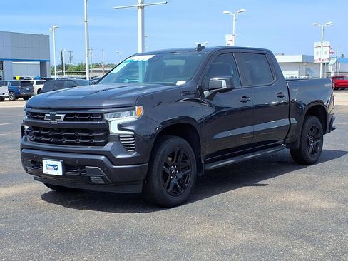 Used 2024 Chevrolet Silverado 1500 RST w/ Convenience Package II AWD/4WD image 3