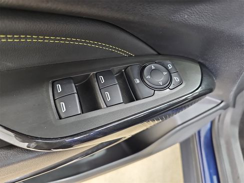 Used 2024 Chevrolet Trax LT w/ Driver Confidence Package image 32