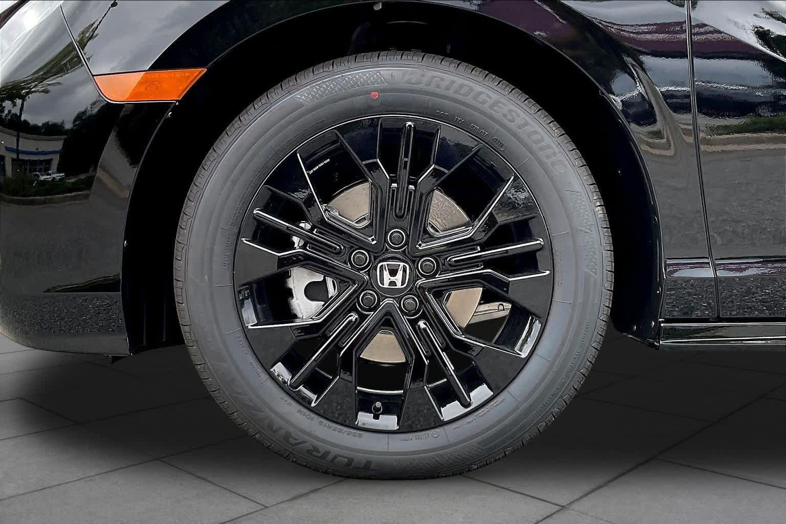 New 2026 Honda Odyssey Sport-L image 11