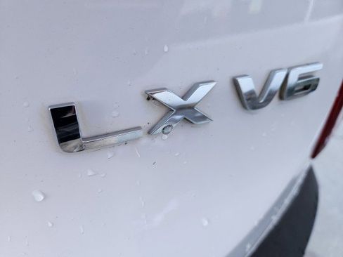 Used 2021 Kia Telluride LX image 26