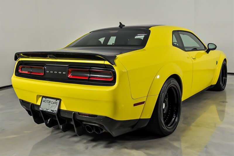 Used 2022 Dodge Challenger SRT Hellcat Redeye RWD image 10