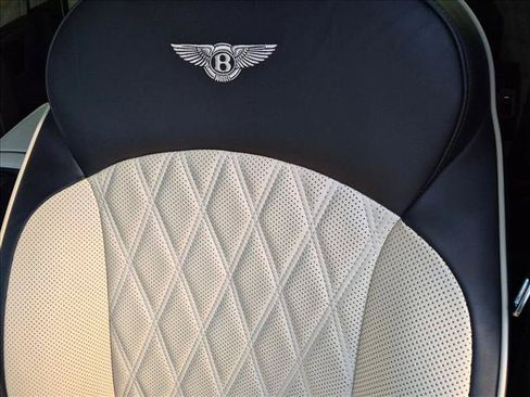 Used 2020 Bentley Mulsanne Speed RWD image 14