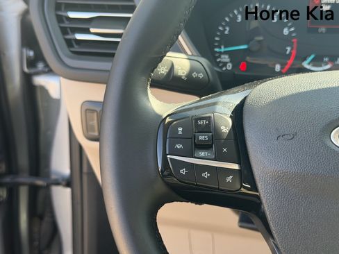 Used 2022 Ford Escape SEL FWD image 14