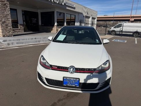 Used 2016 Volkswagen GTI SE image 24