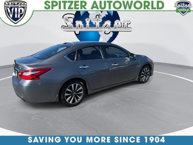 Used 2016 Nissan Altima 2.5 SL w/ 2.5 Technology w/LED Package FWD image 9