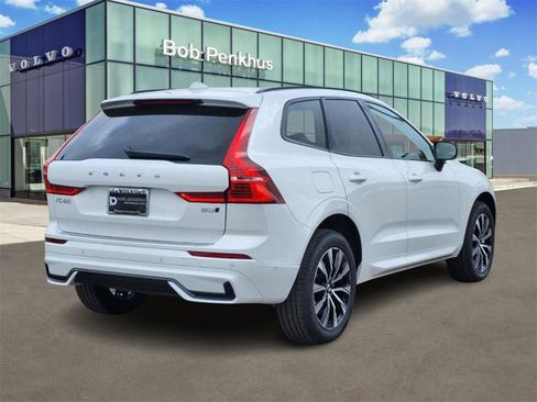 New 2025 Volvo XC60 B5 Plus w/ Protection Package Premier image 25