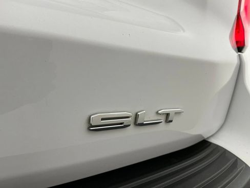Used 2023 GMC Yukon SLT RWD image 31
