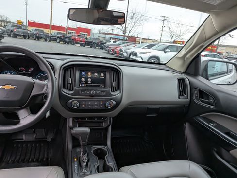 Used 2021 Chevrolet Colorado W/T image 13