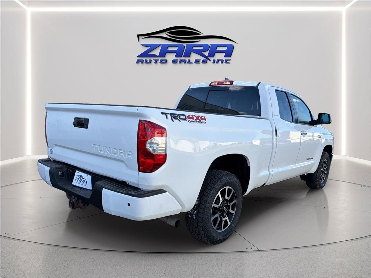 Used 2021 Toyota Tundra Limited w/ Limited Premium Package AWD/4WD image 7