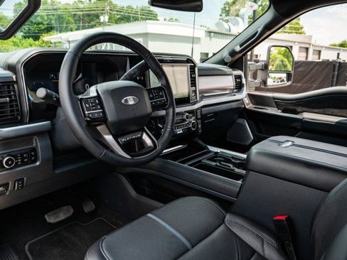 Used 2026 Ford F450 Platinum AWD/4WD image 2