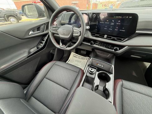 New 2026 Chevrolet Equinox RS image 3