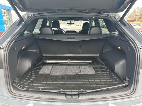 Used 2021 Volkswagen Atlas Cross Sport SE image 10