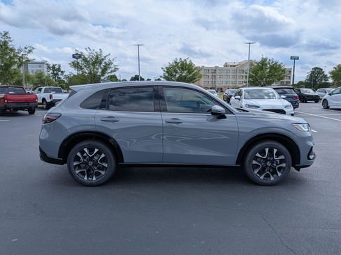 New 2026 Honda HR-V EX-L image 2