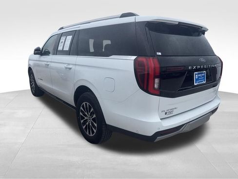 Used 2025 Ford Expedition Max Platinum AWD/4WD image 25