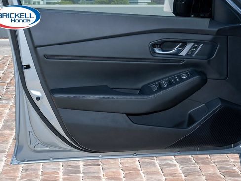 Used 2025 Honda Accord Sport image 11